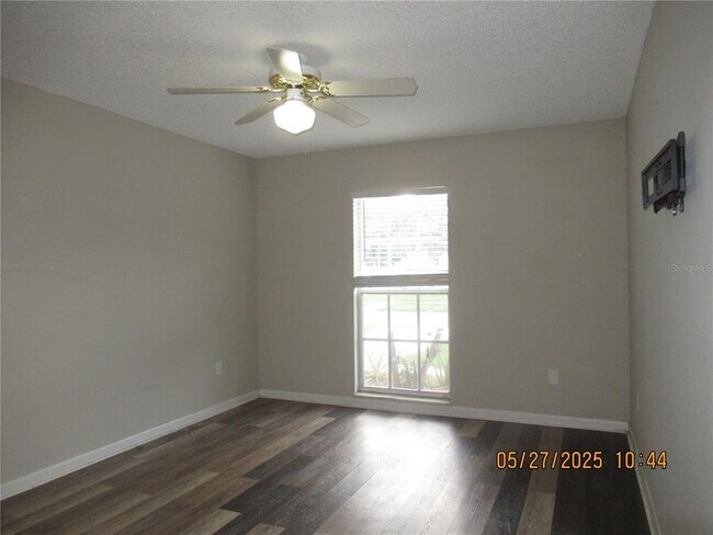 Building Photo - 4055 Forecast Dr