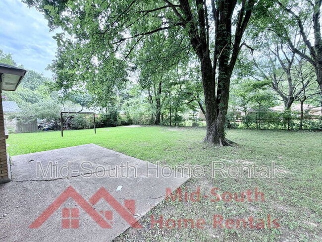 Building Photo - 4627 Crystal Springs Dr