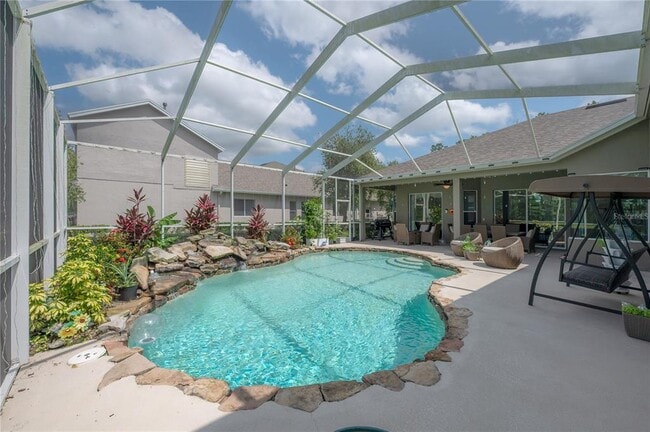 Building Photo - 27528 Water Ash Dr