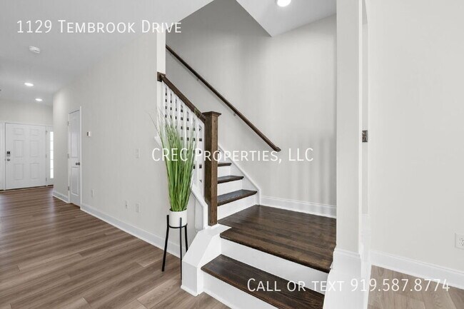 Building Photo - 1129 Tembrook Dr