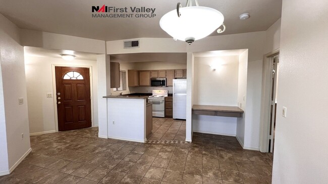 Building Photo - **Move In Special Half off first months re...