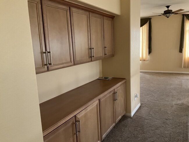 Building Photo - 8472 Elche Ct