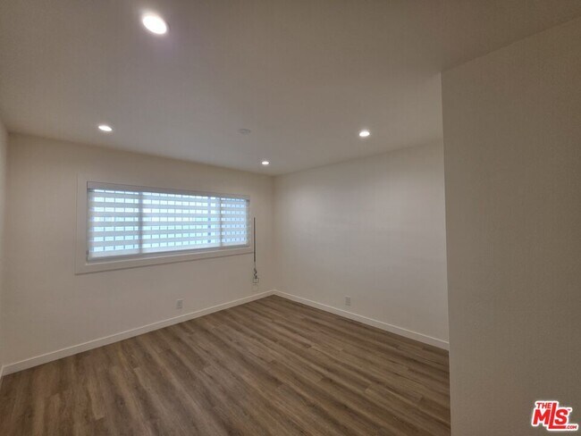 Building Photo - 2908 141st Pl