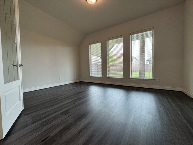 Building Photo - 10323 Granite Ct