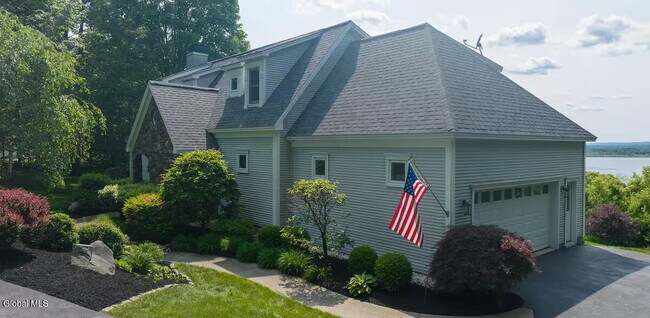 Building Photo - 27 Hill Rd