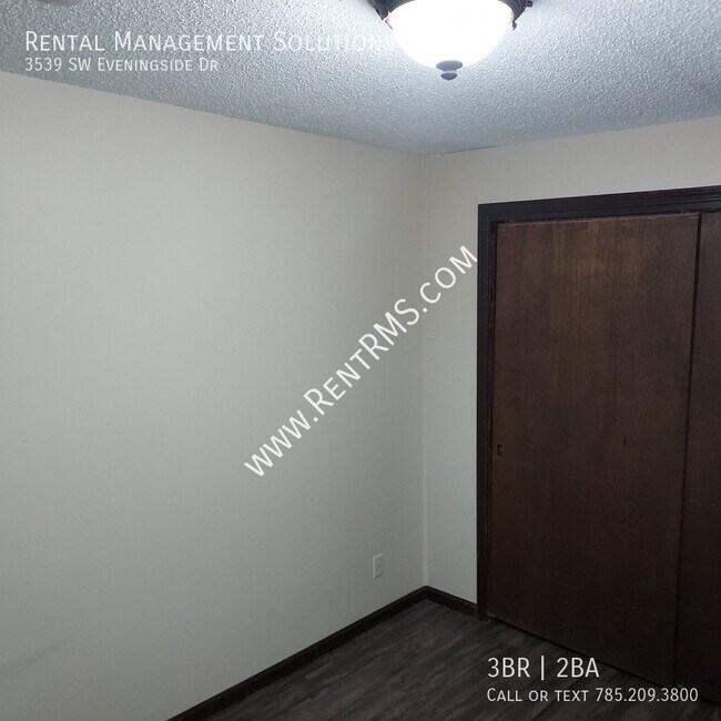 Building Photo - 3539 SW Eveningside Dr