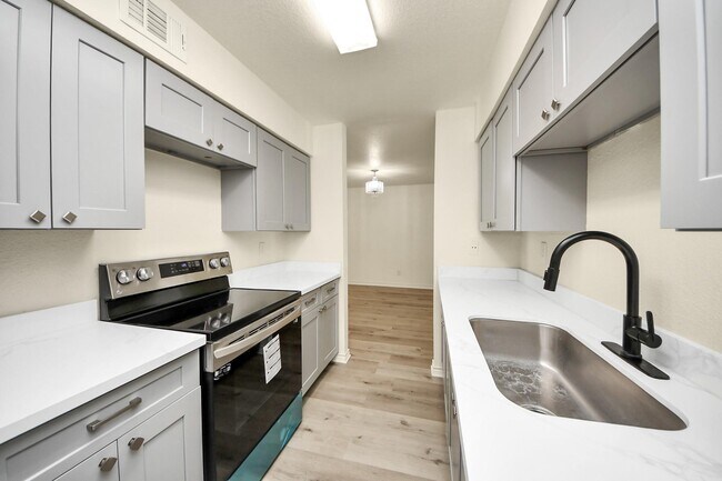 Building Photo - 6500 Sands Point Dr