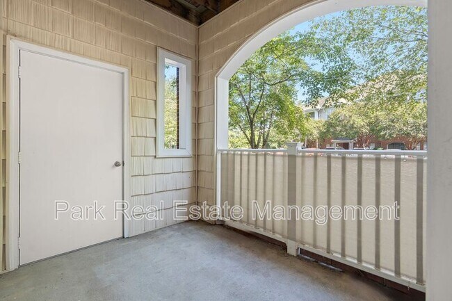 Building Photo - 511 Ives Ct