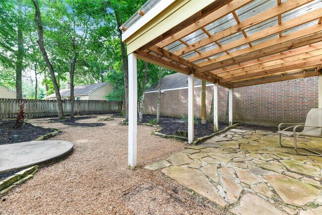 Building Photo - 15 Tulip Hill Ct