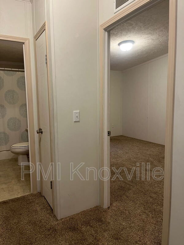 Building Photo - 8821 Trout Rd