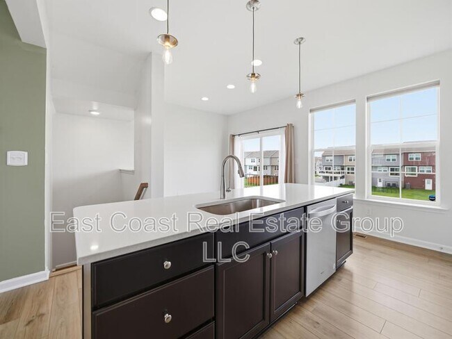 Building Photo - 22 Kirby Ct