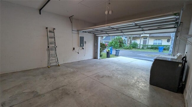 Building Photo - 2606 Fiddlestick Cir