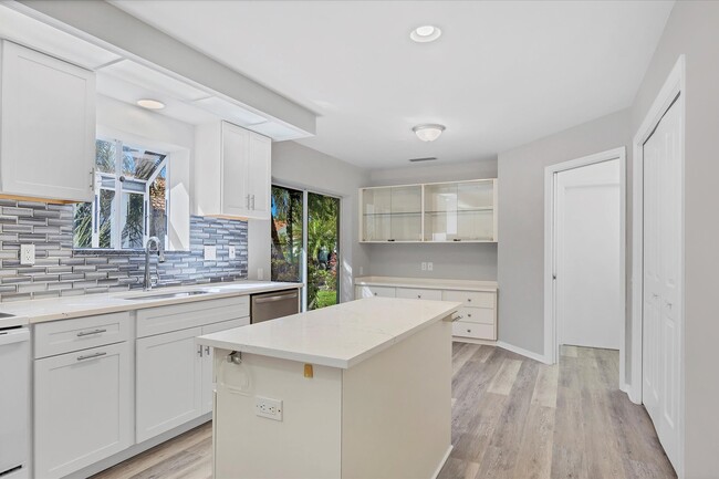 Building Photo - 4998 Tamarack Trail