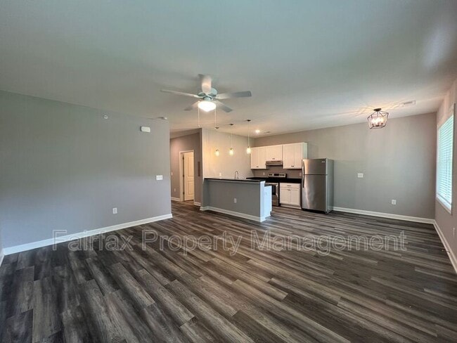 Building Photo - 518 Boone St