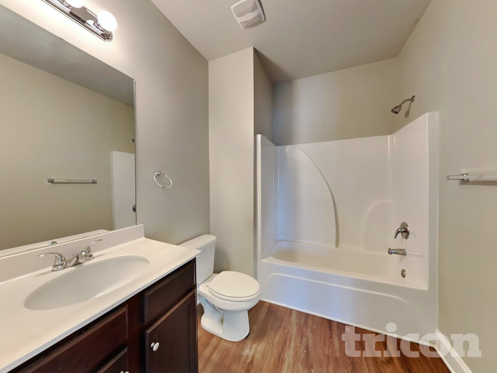 Building Photo - 301 Scenic View Ln