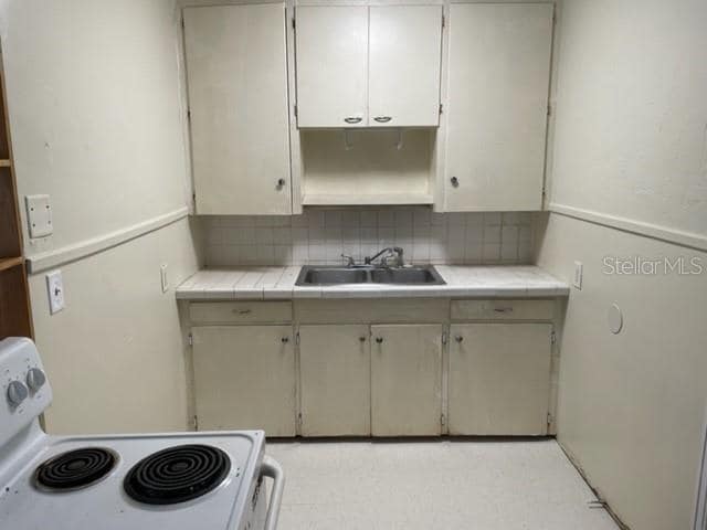Building Photo - 4843 Haines Rd N