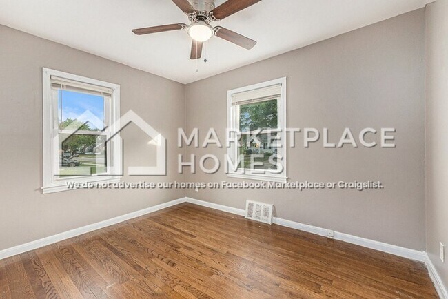 Building Photo - 14707 Agnes Ave