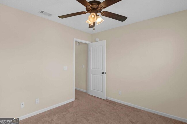 Building Photo - 469 Archie Way