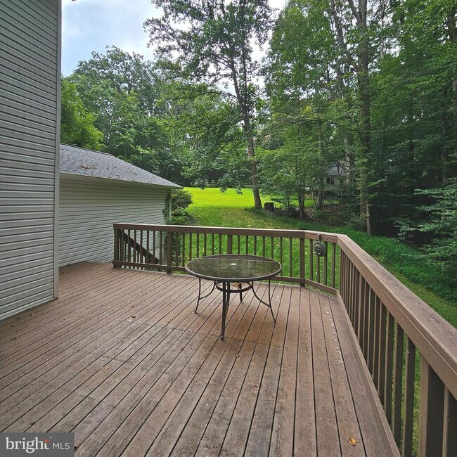 Building Photo - 6004 Station View Ct