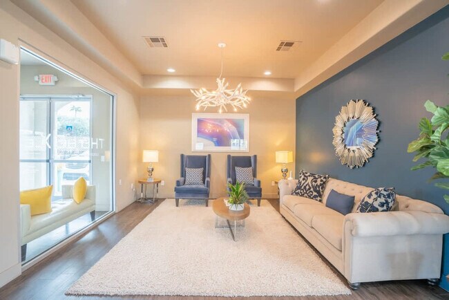 Building Photo - 10 W Minnezona Ave