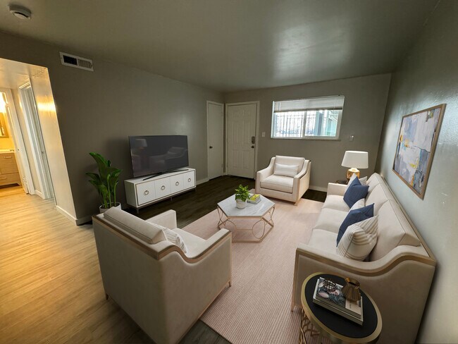 Building Photo - Foothills West Apartments