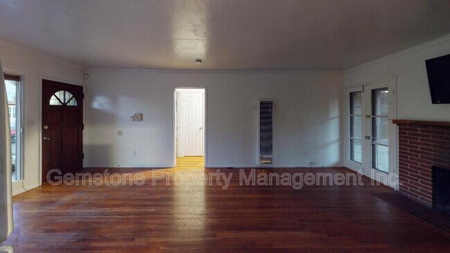 Building Photo - 4938 Art St