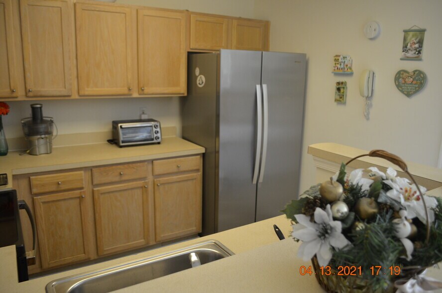 Kitchen - 2161 Scotts Crossing Ct