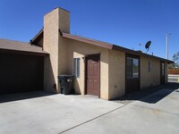 Building Photo - 720 S Norma St