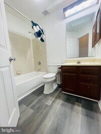 Building Photo - 8545 Black Star Cir