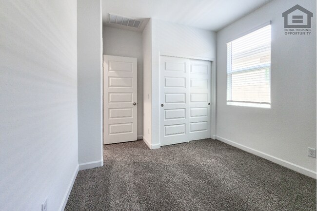 Building Photo - 3Bed/2Bath House in Maricopa! Move-In Ready on 09/10/2026!