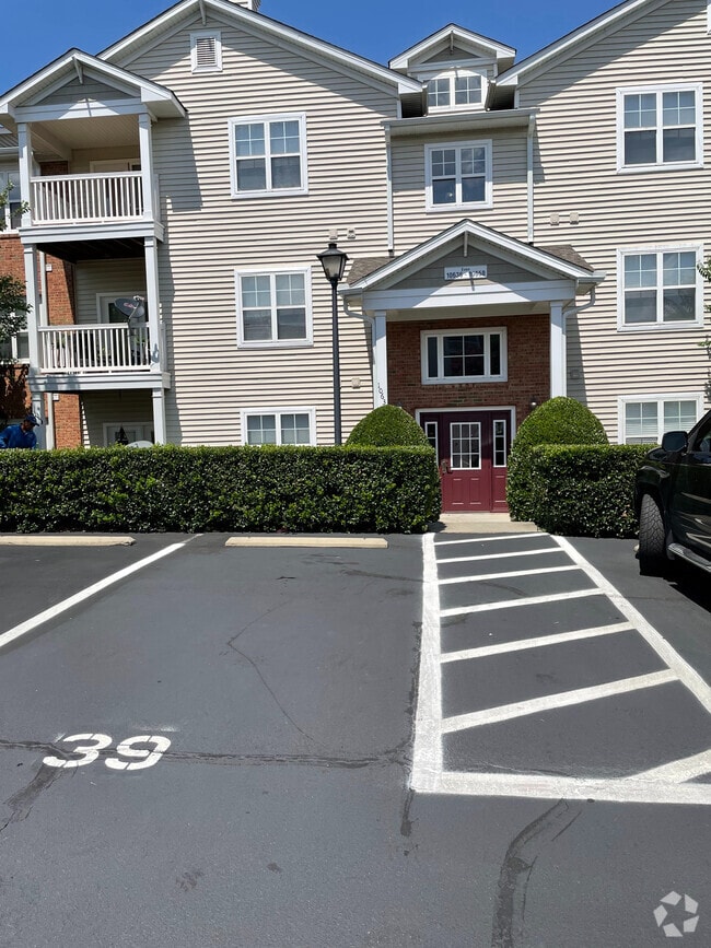 Building Photo - 10636 Hill Point Ct