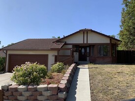 Building Photo - 3423 Gradell Pl