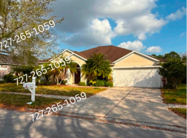 Building Photo - 26000 Risen Star Dr