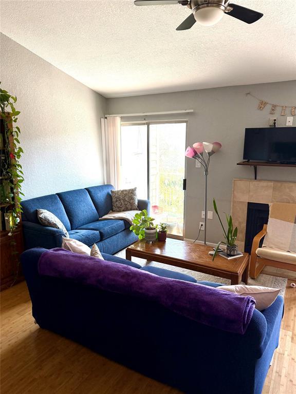 Building Photo - 3204 Menchaca Rd