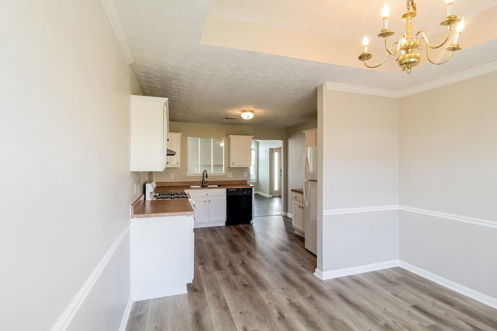 Building Photo - 1810 Midcourt Way