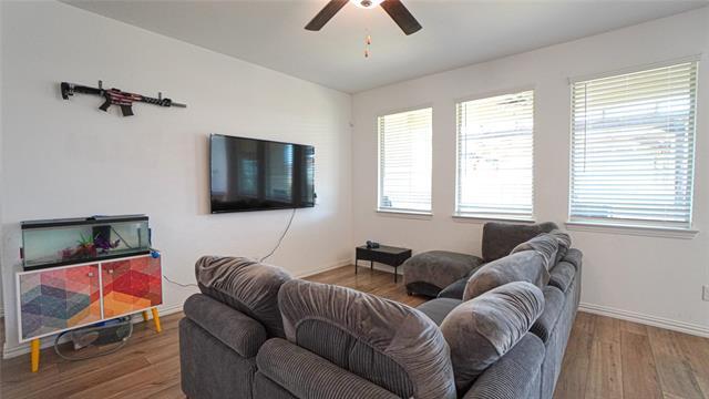 Building Photo - 733 Alden Dr