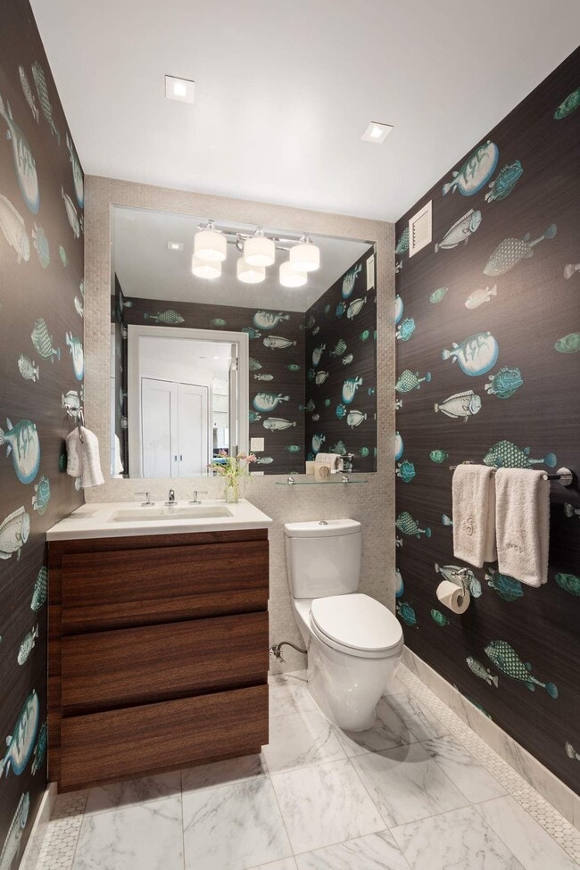 Building Photo - 1280 5th Ave