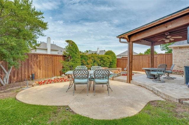 Building Photo - 9808 Capilano Dr
