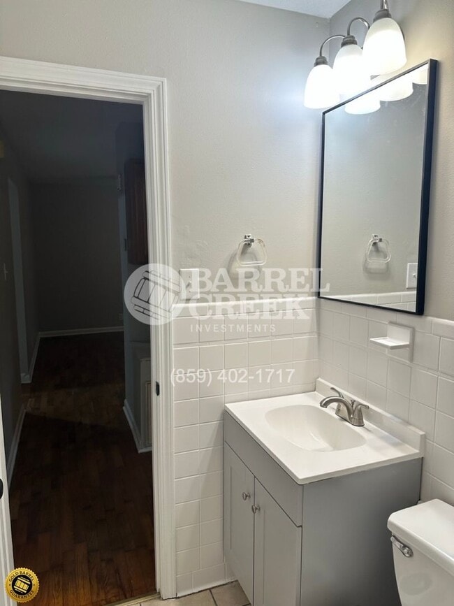 Building Photo - 308 Bond St