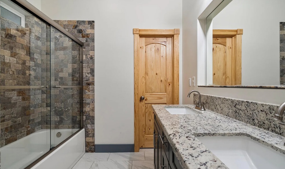 Building Photo - 28301 N 154th St