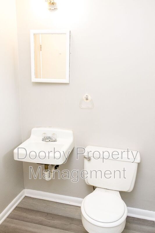 Building Photo - 5038 Cameron Ln