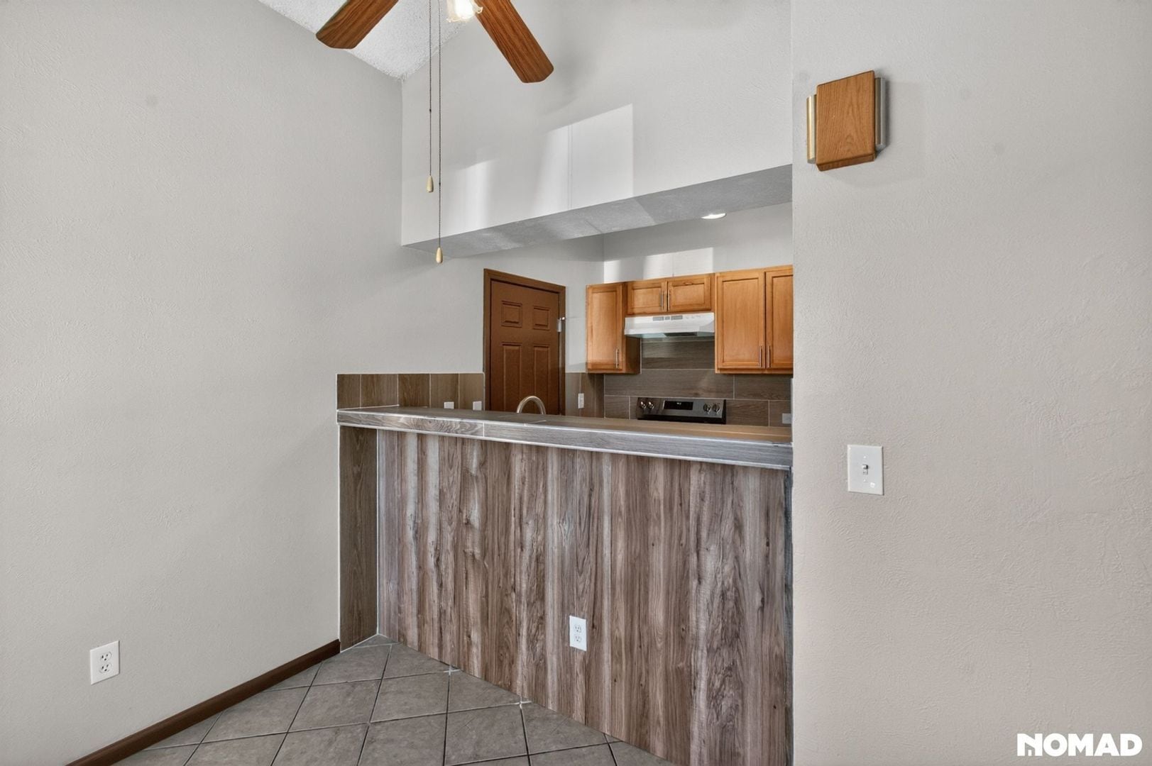 Building Photo - 17465 E Plateau Dr