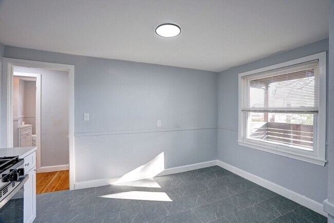 Building Photo - 23 Langley Cir