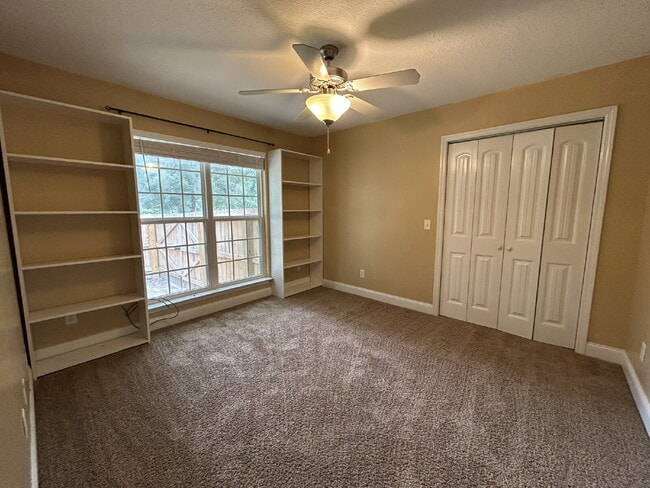 Building Photo - Home for Rent