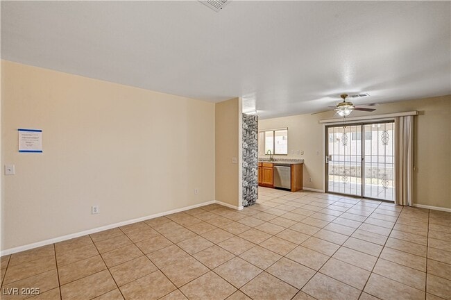 Building Photo - 6369 Bushkill Creek Ct