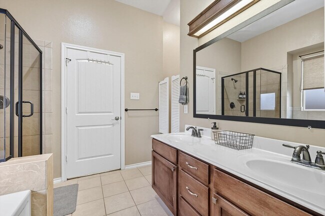 Building Photo - 8304 Timberbrook Ln