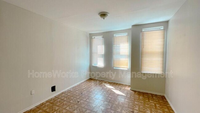 Building Photo - 317 S Mount St