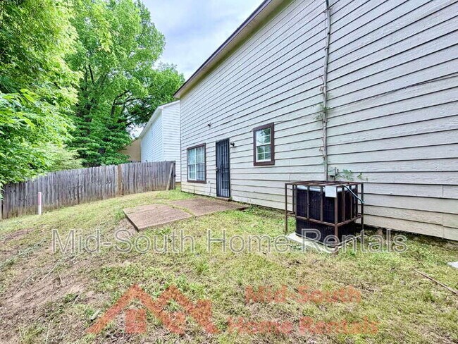 Building Photo - 3942 Chelsea Hill Dr