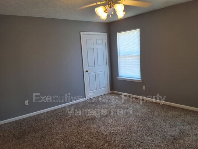 Building Photo - 145 Pointers Ct