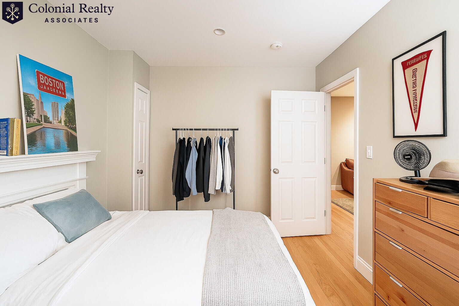 Building Photo - 332 St Paul St